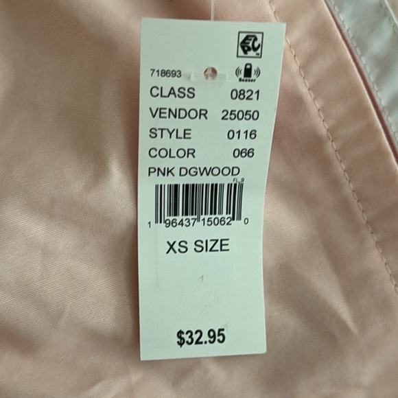 Athletic shorts - Picture 2 of 2